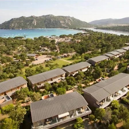 Porto-vecchio Baie Santa Giulia 4-5 Personnes * Porto-Vecchio (Corsica)