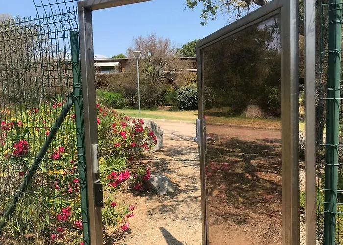 Porto-vecchio Baie Santa Giulia 4-5 Personnes * Porto-Vecchio (Corsica)